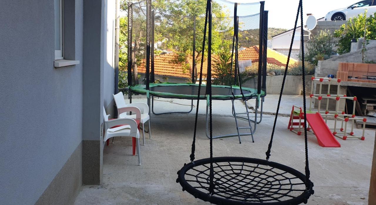 Frane Apartment Zavalatica Kültér fotó