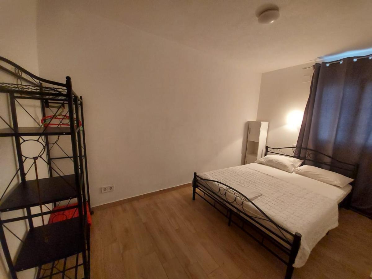 Frane Apartment Zavalatica Kültér fotó